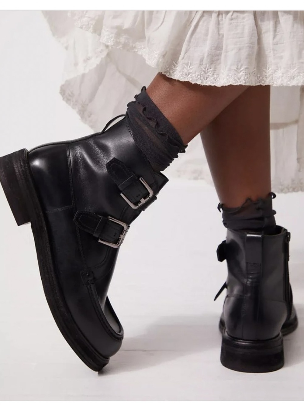 Free People Isla Leather Moto Combat Ankle Boots Chunky Sole Size 9.5 Women’s